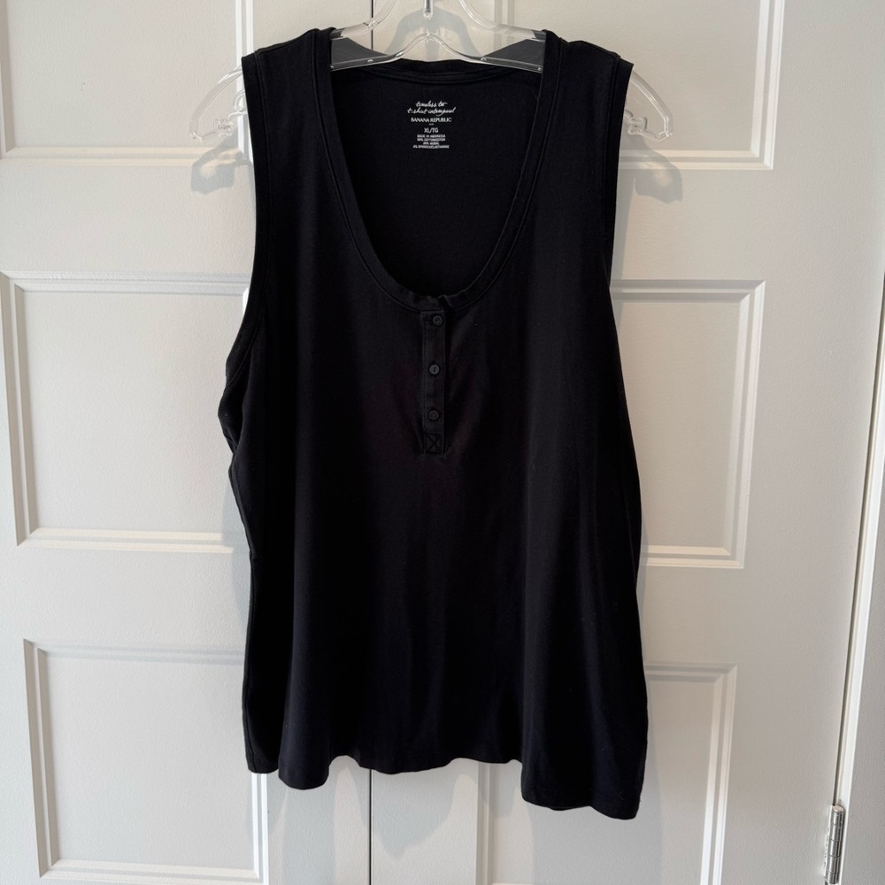 BANANA REPUBLIC Black Sleeveless Top - SIZE XL